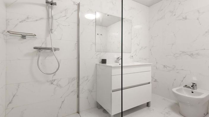 Image No.11-2 Bed Apartment for sale