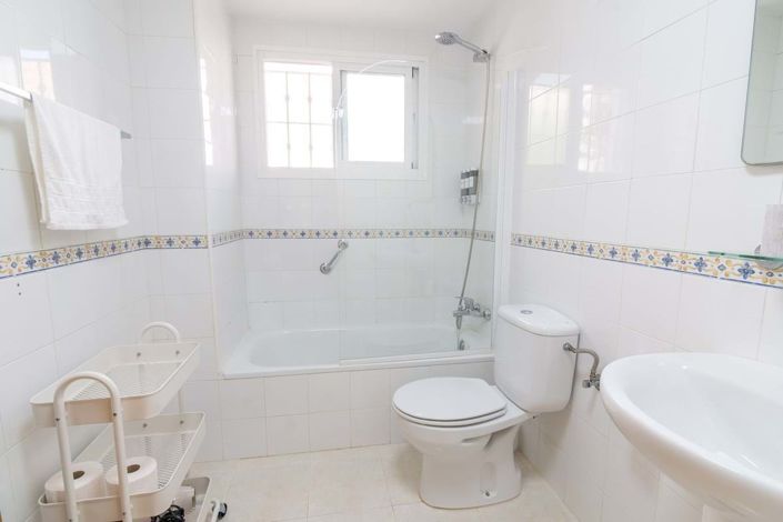 Image No.22-Appartement de 3 chambres à vendre à Estepona