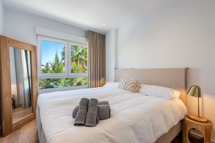 Image No.13-3 Bed Townhouse for sale