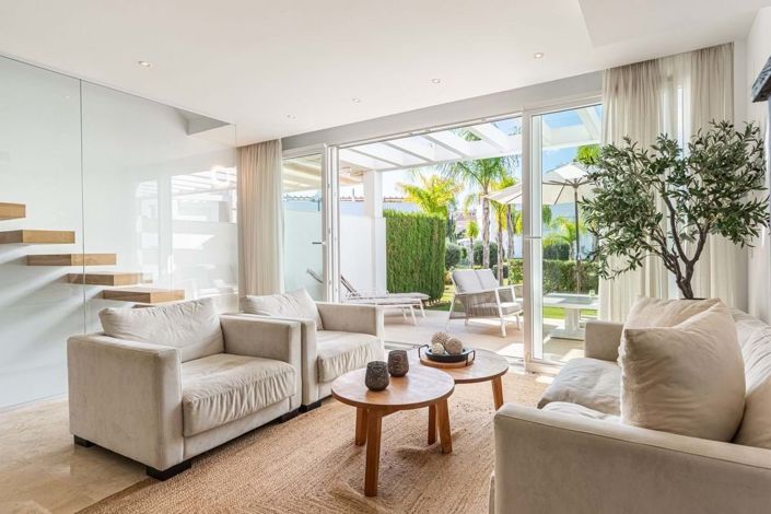 Image No.6-3 Bed Townhouse for sale