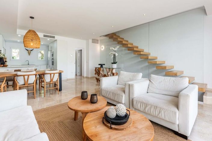 Image No.7-3 Bed Townhouse for sale