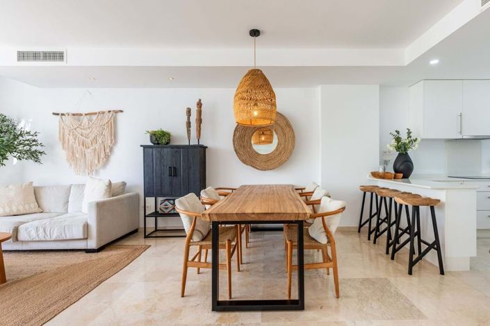 Image No.8-3 Bed Townhouse for sale