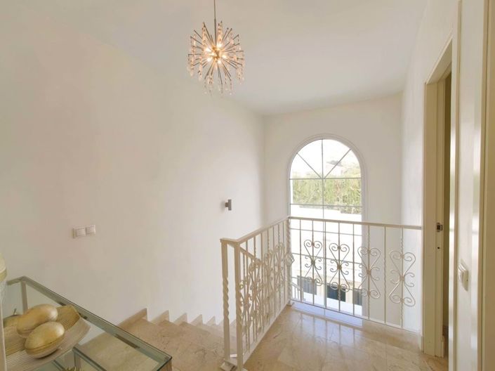 Image No.15-3 Bed Villa for sale