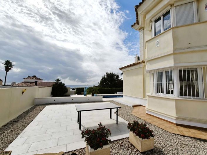 Image No.28-3 Bed Villa for sale