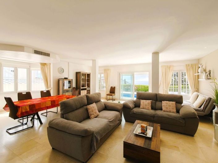 Image No.6-3 Bed Villa for sale