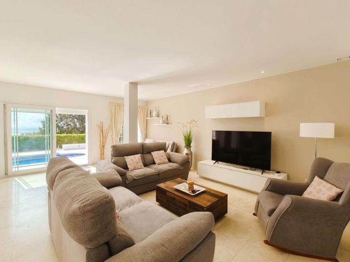 Image No.7-3 Bed Villa for sale