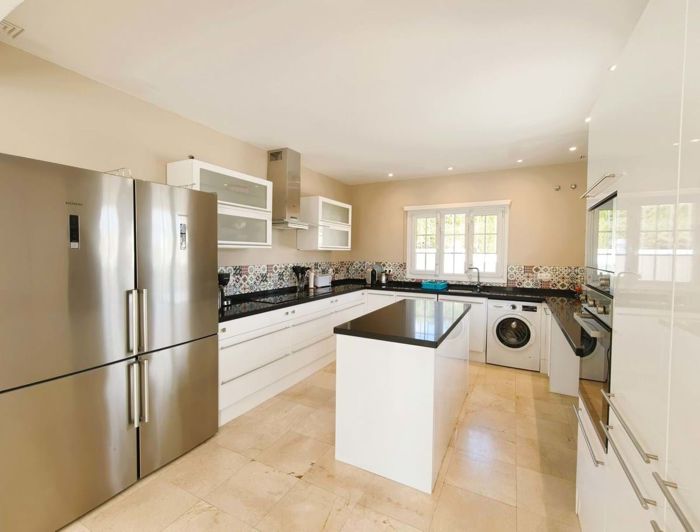 Image No.8-3 Bed Villa for sale