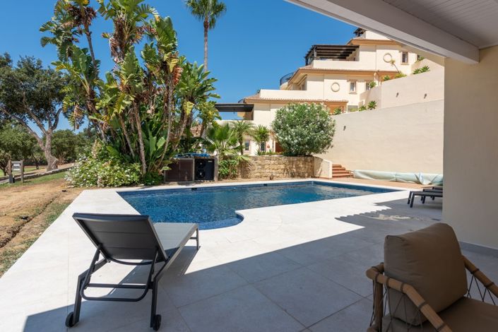 Image No.13-3 Bed Apartment for sale