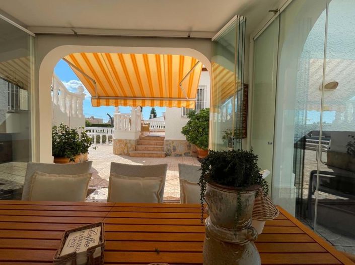 Image No.2-Villa de 4 chambres à vendre à Ciudad Quesada