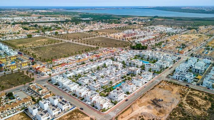 Image No.28-2 Bed Penthouse for sale