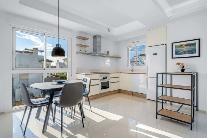 Image No.4-2 Bed Penthouse for sale