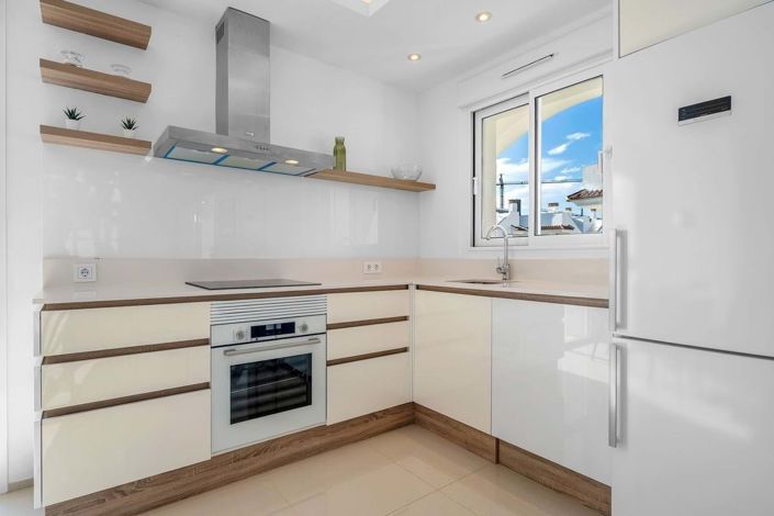 Image No.5-2 Bed Penthouse for sale