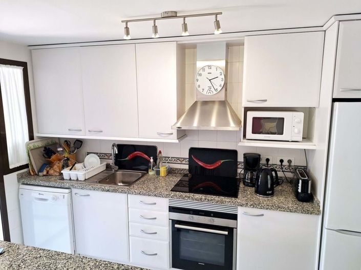 Image No.8-2 Bed Apartment for sale