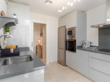 1447-649001-78d1f4f8b6655591b02d22fabb36a692d