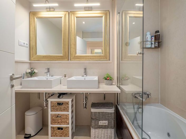 Image No.20-2 Bed Apartment for sale