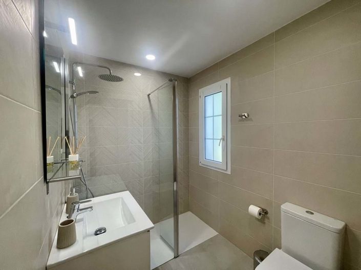 Image No.17-3 Bed Villa for sale