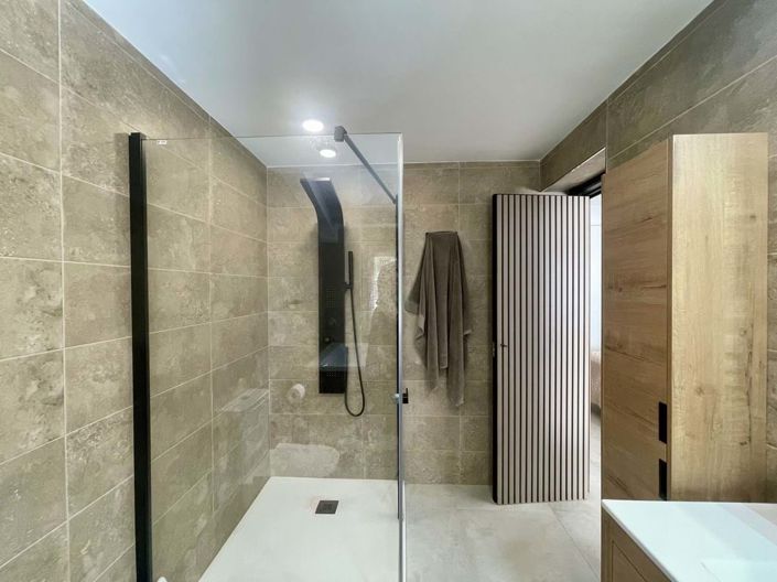 Image No.25-3 Bed Villa for sale