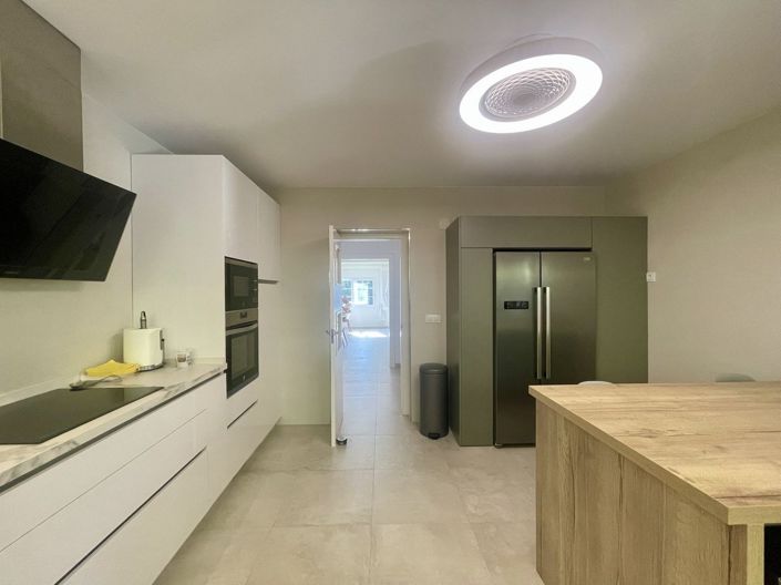 Image No.30-3 Bed Villa for sale