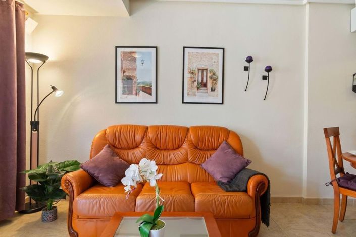 Image No.11-4 Bed Townhouse for sale