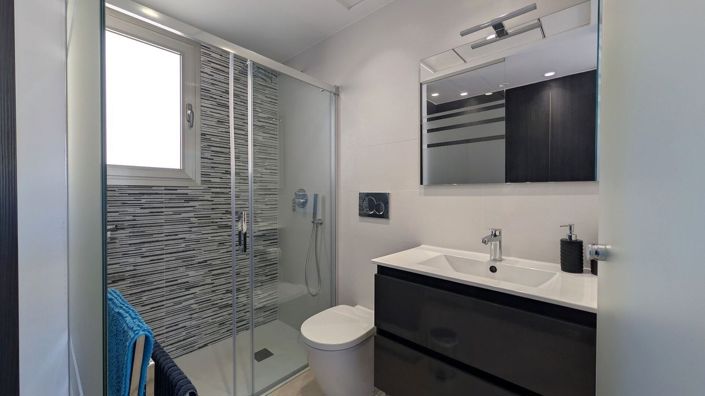 Image No.18-3 Bed Villa for sale