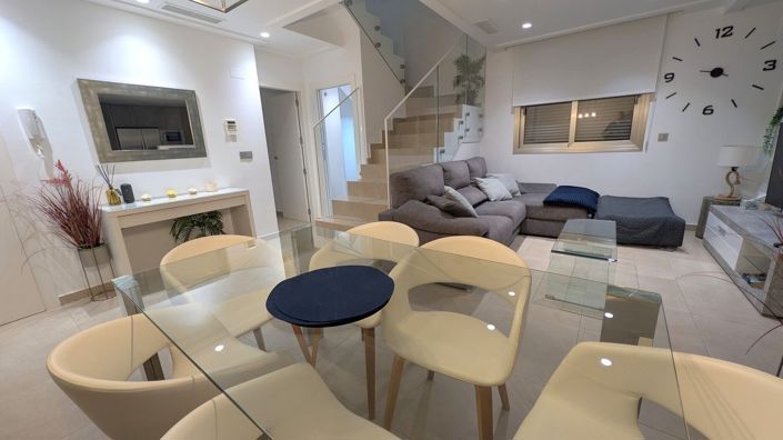 Image No.26-3 Bed Villa for sale