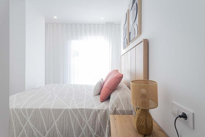 Image No.6-2 Bed Apartment for sale