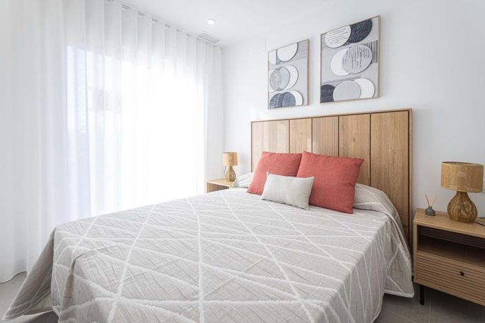 Image No.7-2 Bed Apartment for sale