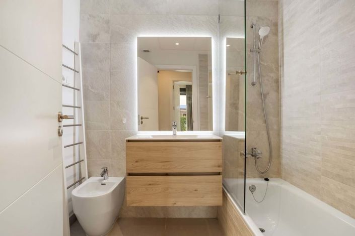 Image No.17-2 Bed Apartment for sale