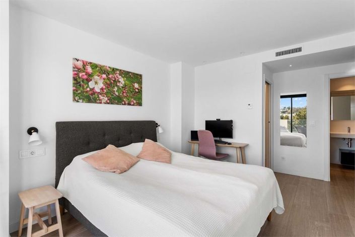 Image No.16-3 Bed Apartment for sale