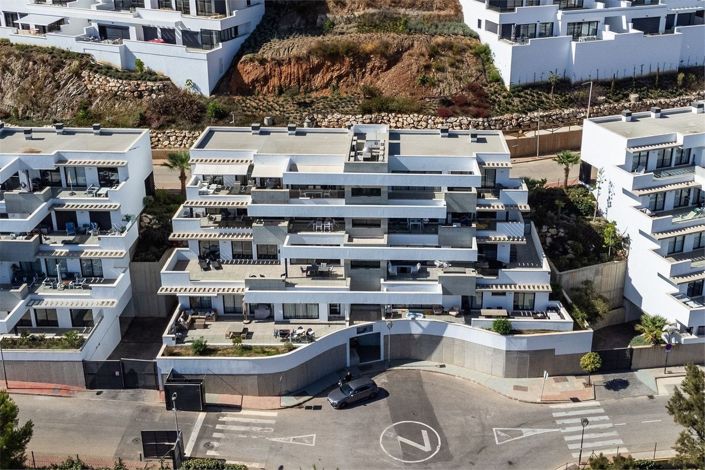 Image No.29-3 Bed Apartment for sale