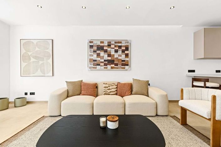 Image No.11-3 Bed Apartment for sale