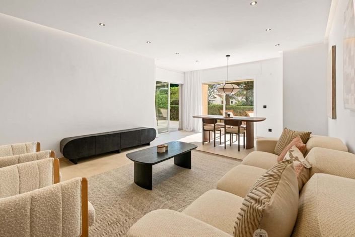 Image No.14-3 Bed Apartment for sale