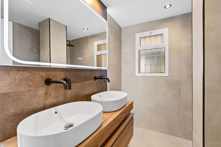 Image No.27-3 Bed Apartment for sale