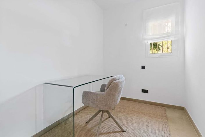 Image No.31-3 Bed Apartment for sale