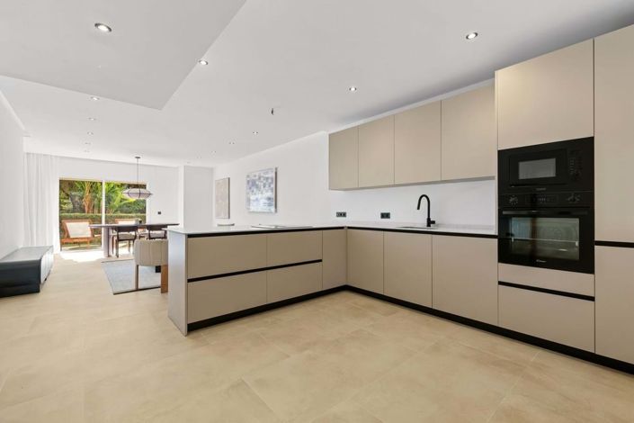 Image No.7-3 Bed Apartment for sale