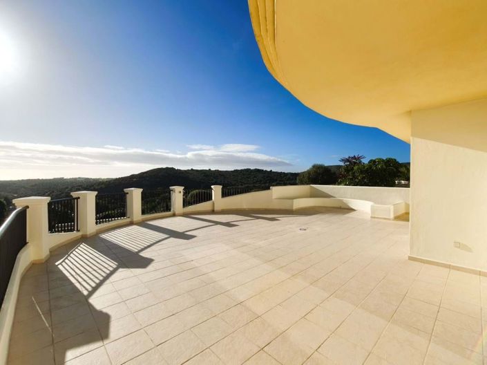 Image No.1-3 Bed Apartment for sale