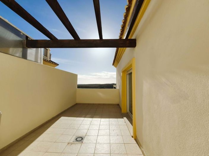 Image No.11-3 Bed Apartment for sale