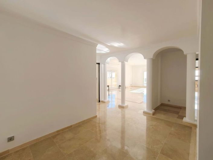 Image No.12-3 Bed Apartment for sale