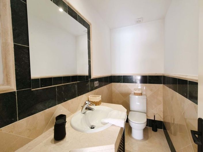 Image No.13-3 Bed Apartment for sale