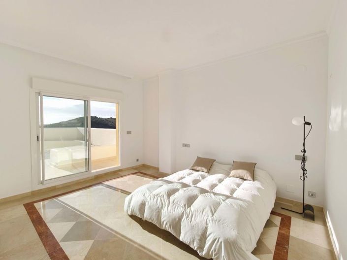 Image No.16-3 Bed Apartment for sale