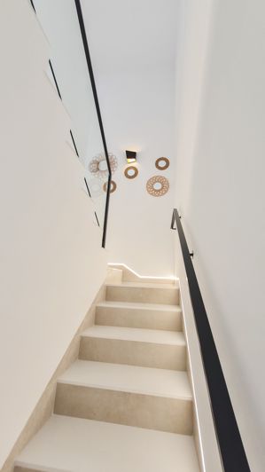 Image No.12-3 Bed Villa for sale