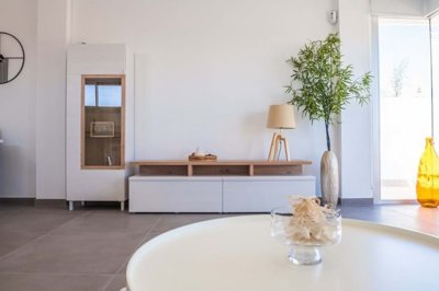 1447-649670-78d1f4f8b6655591b02d22fabb36a692d