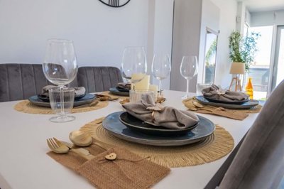 1447-649670-78d1f4f8b6655591b02d22fabb36a692d