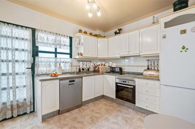 1447-649195-78d1f4f8b6655591b02d22fabb36a692d