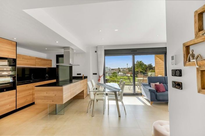 Image No.16-2 Bed Apartment for sale