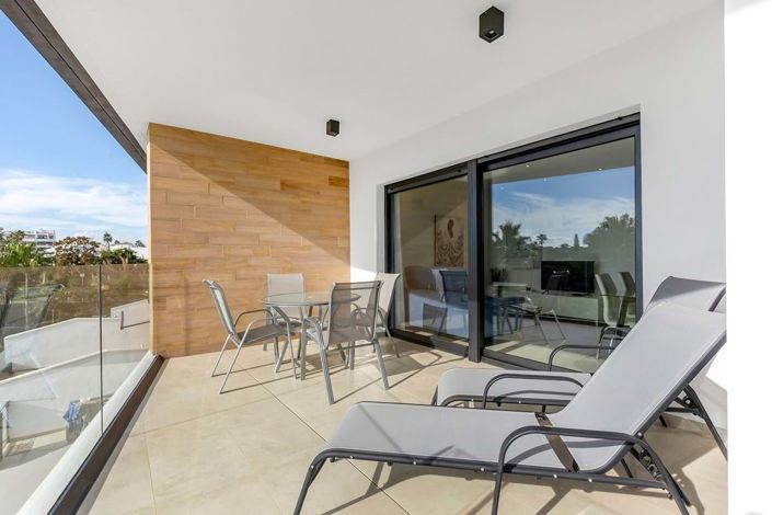 Image No.18-2 Bed Apartment for sale