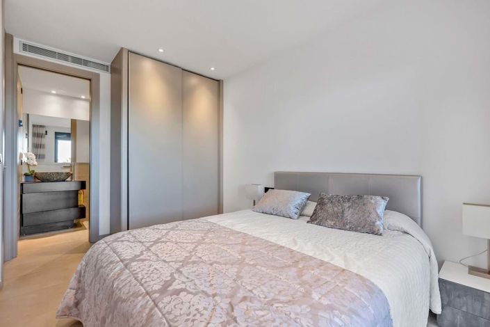 Image No.30-2 Bed Apartment for sale