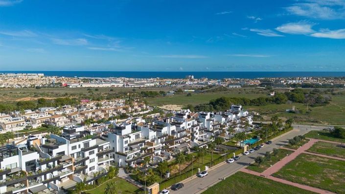 Image No.45-2 Bed Apartment for sale