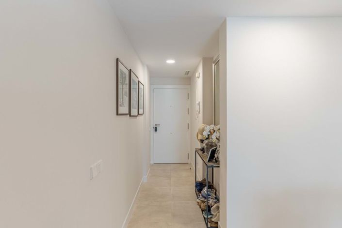 Image No.28-3 Bed Apartment for sale