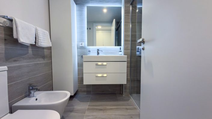 Image No.29-3 Bed Apartment for sale